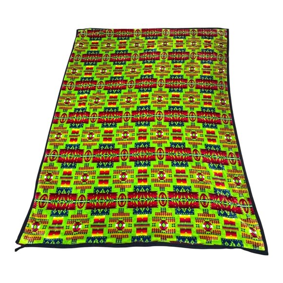 Southwest Tuscan Style Reversible Fleece Blanket 70X58 Tribal Pattern Green Red - Picture 3 of 5